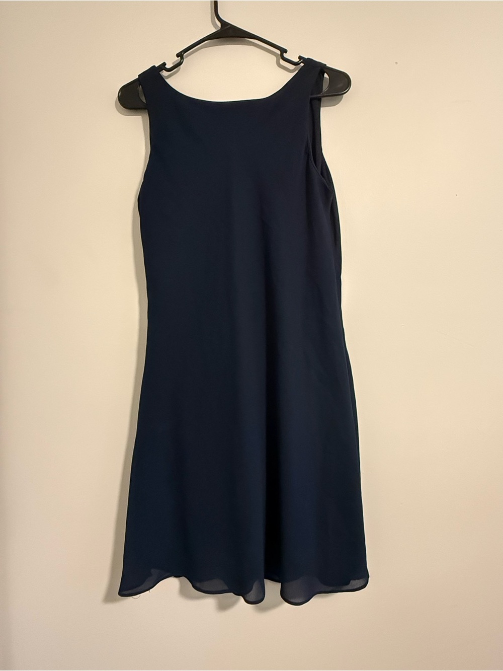 Alyn Paige Navy Sleeveless Midi Dress